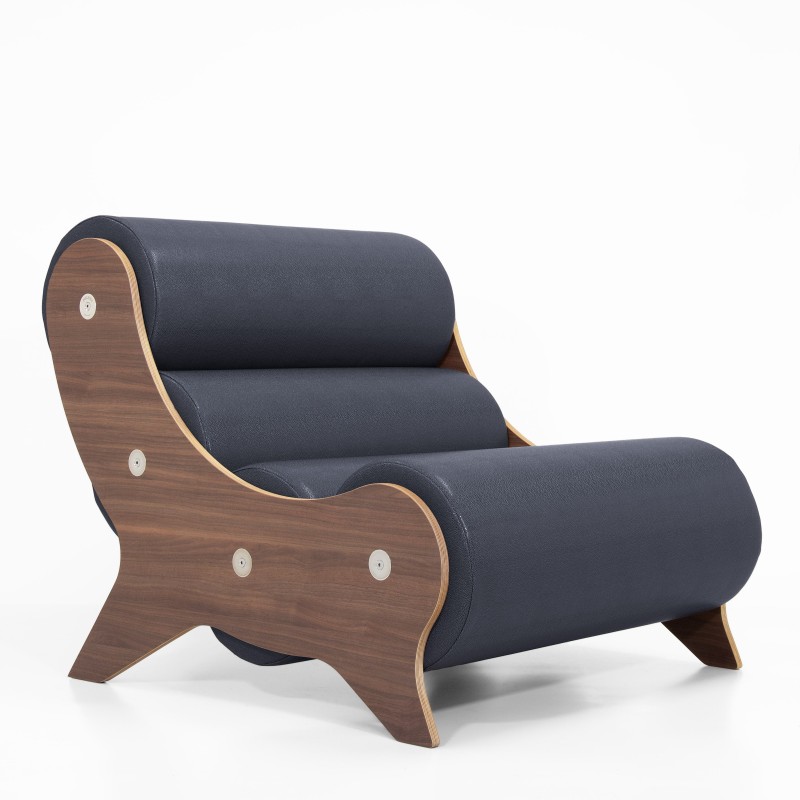 MW06 Armchair - Soshagro Foam Seat - Wood